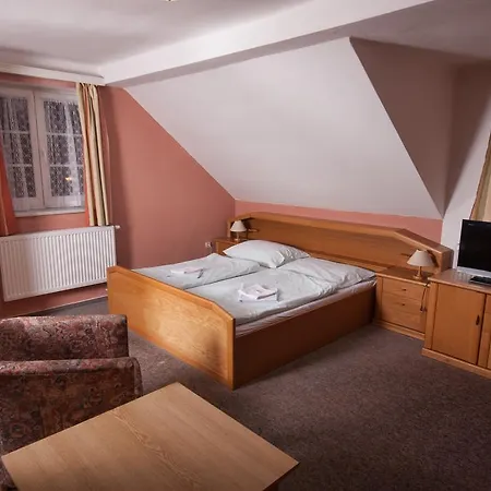 Hotel Haltrava 3*